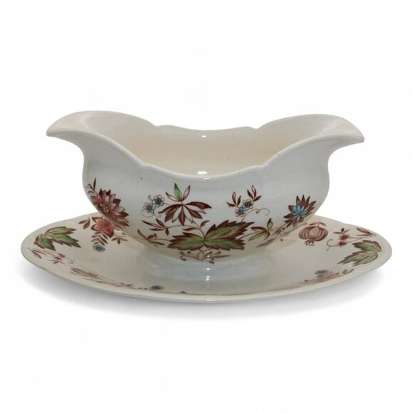 Vintage Windsor Ware Wakefield 9" Ceramic Gravy Boat & Saucer Hand Engraving Flo - Picture 1 of 5